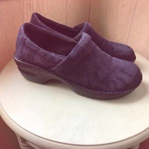 Boc born blue suede leather clogs shoes, women's size 9, excellent shape!